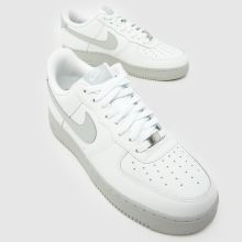 Nike Air Force 1 in Light Grey Nike Air Force 1,3 of 4
