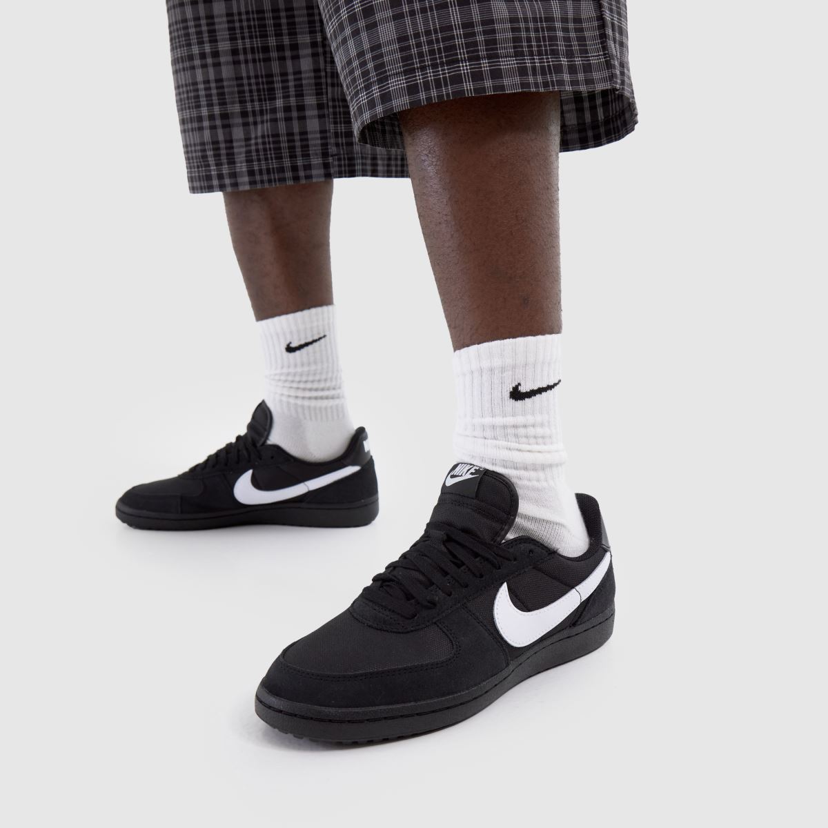 Nike Field General in Black & White Nike Field General 8