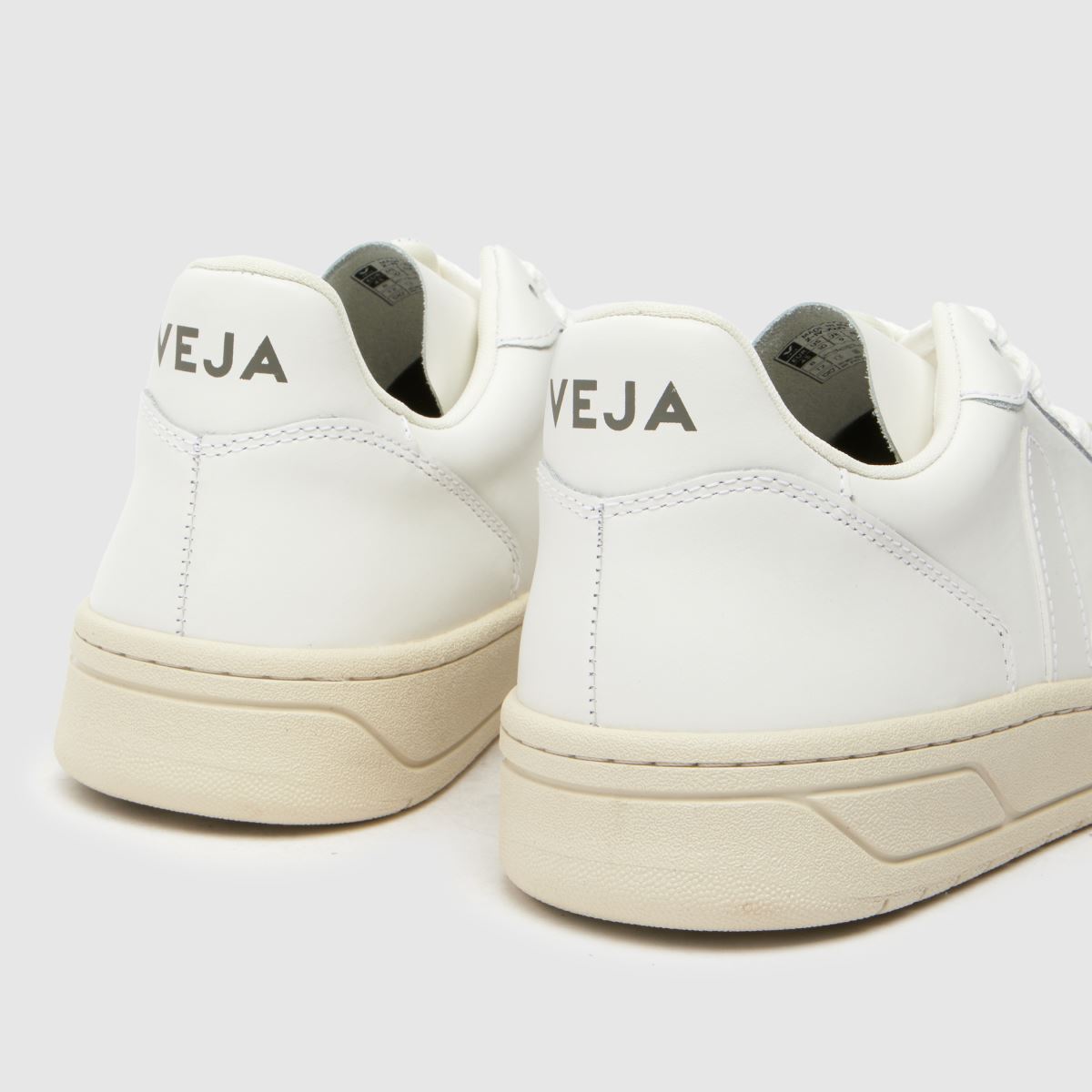 Mens White VEJA V-10 Trainers | schuh