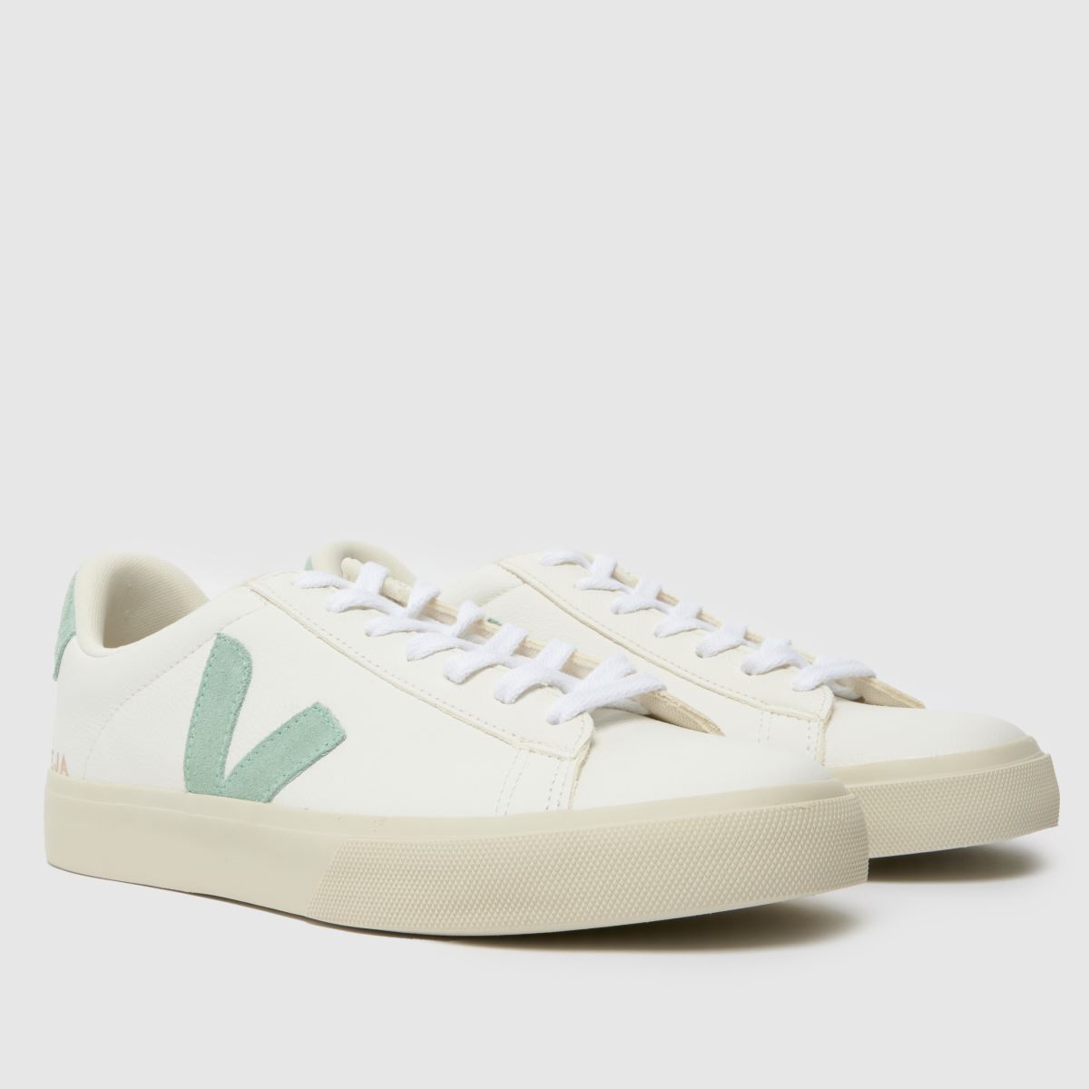 VEJA Campo in White & Green veja Campo 1