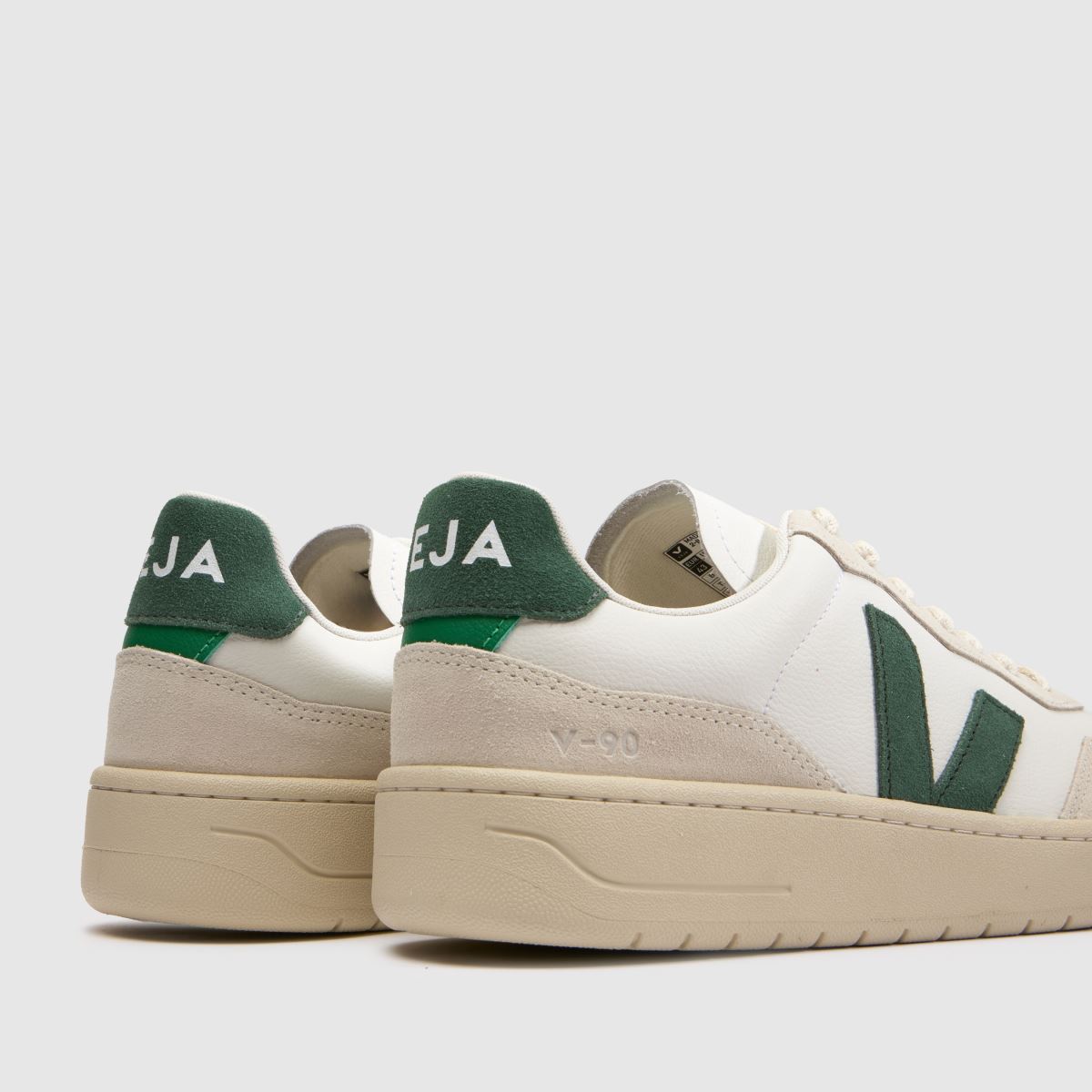 VEJA V-90 in White & Green VEJA V-90 7