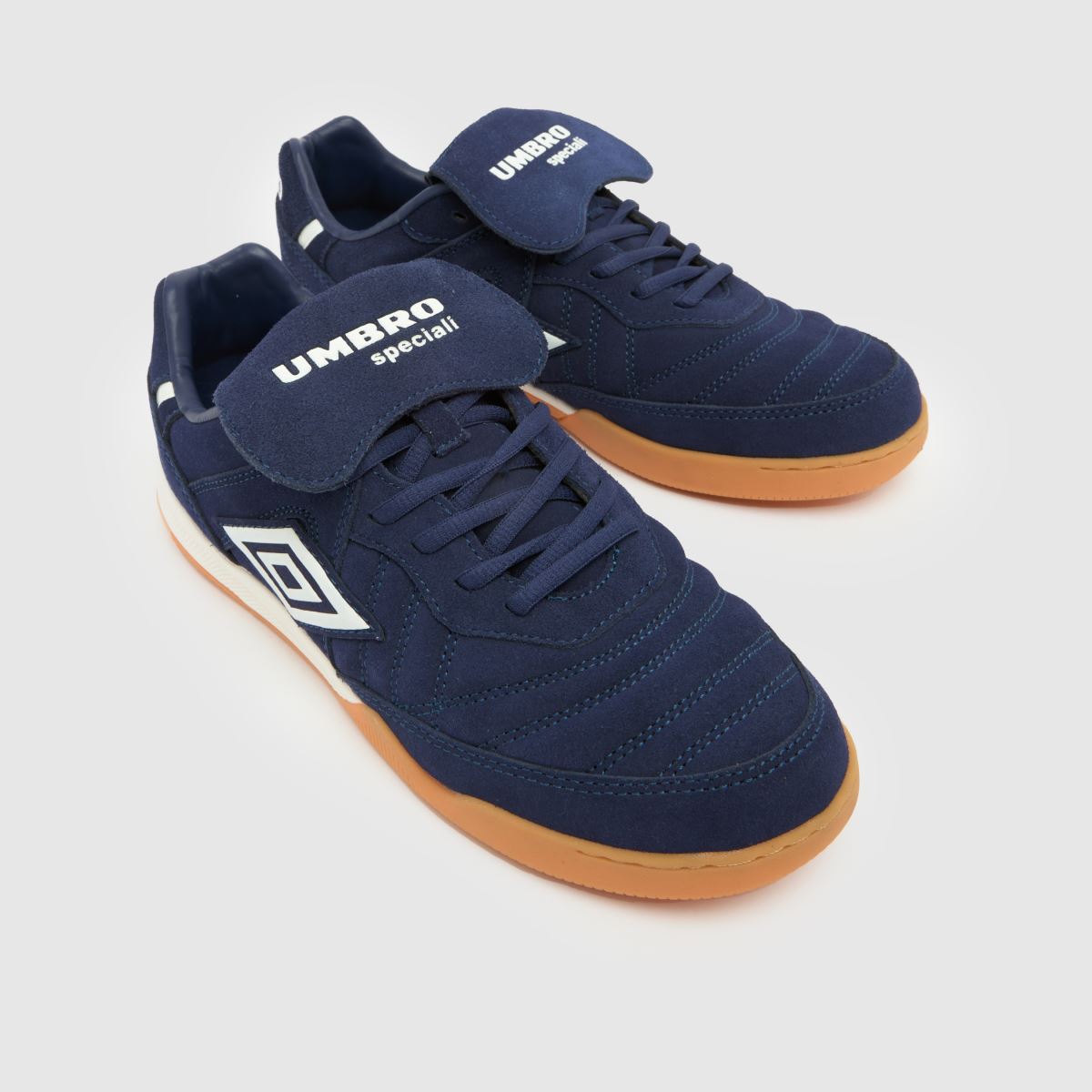 UMBRO Speciali TR in Navy & White UMBRO Speciali TR 4