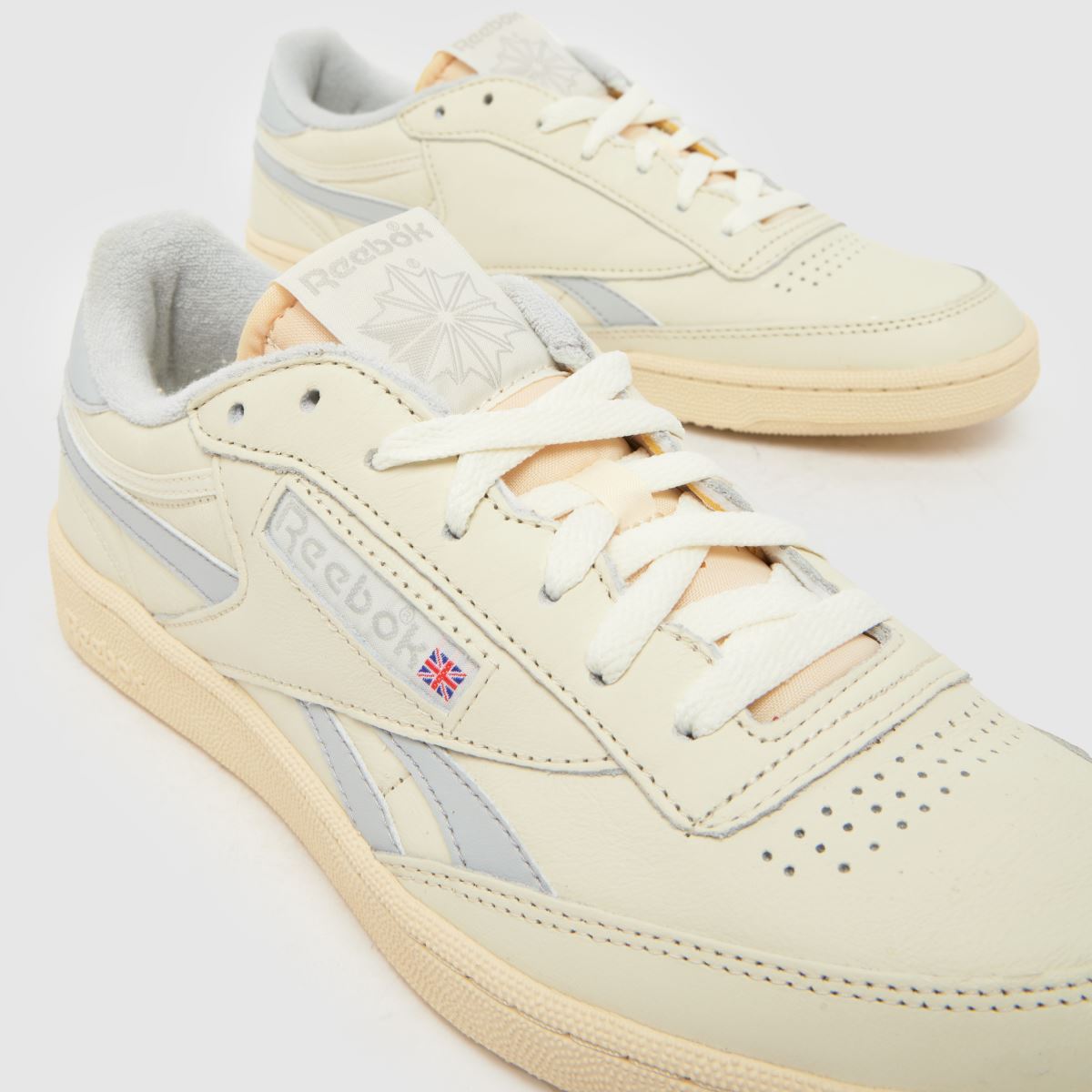 Reebok Club C Revenge in White & grey Reebok Club C Revenge 4