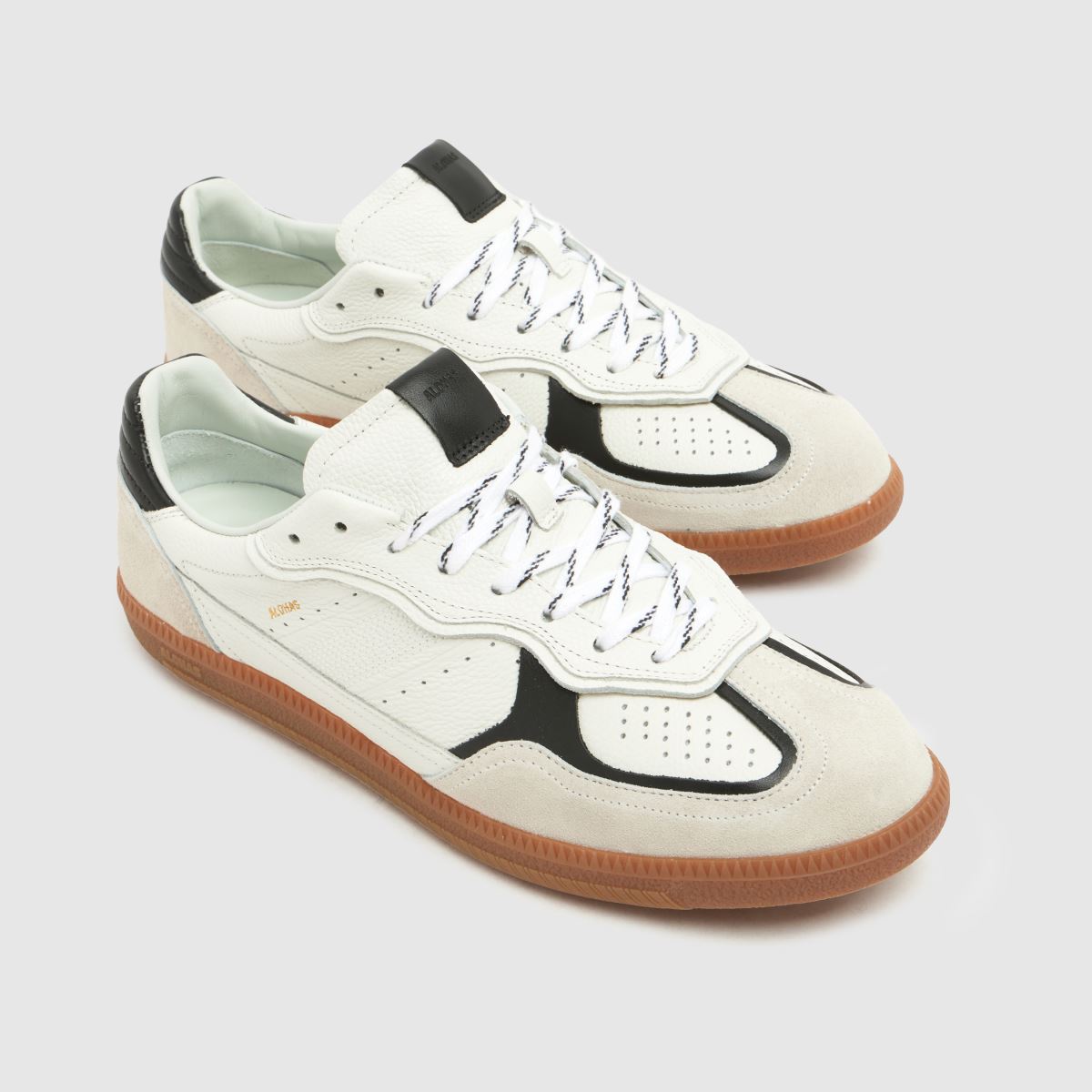 ALOHAS Tb.490 in White & Black ALOHAS Tb.490 4
