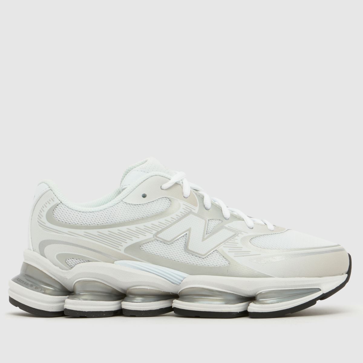 New Balance 2000 Trainers in White
