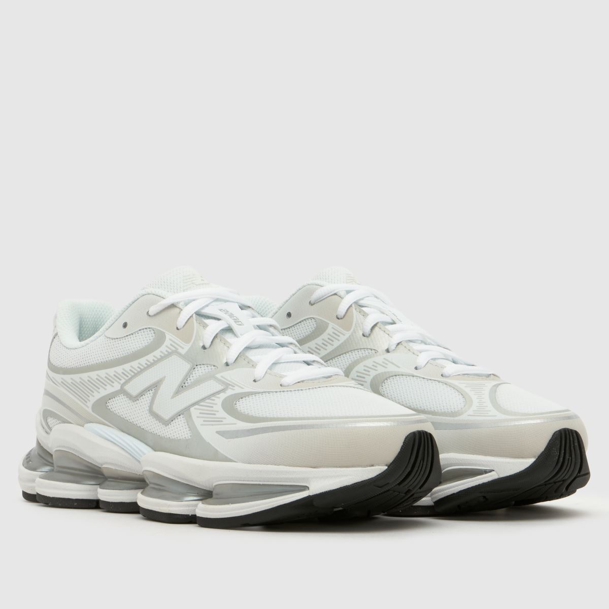 New Balance ABZORB 2000 in White New Balance ABZORB 2000 1