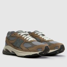 New Balance 2010 in Brown & Grey New Balance 2010,2 of 4