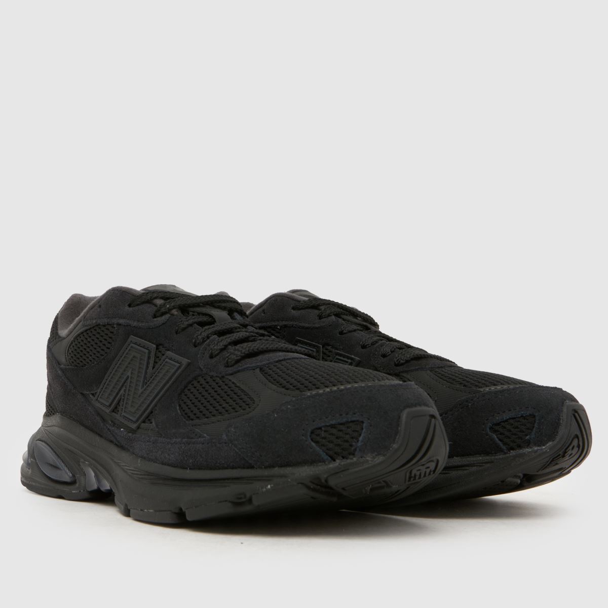 New Balance 2010 in Black New Balance 2010 1