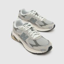 New Balance 2010 in Grey New Balance 2010,3 of 4