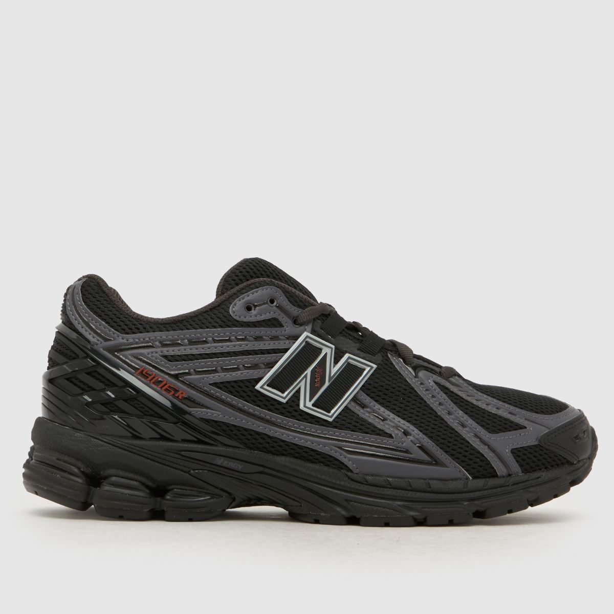 New Balance 1906 in Black New Balance 1906