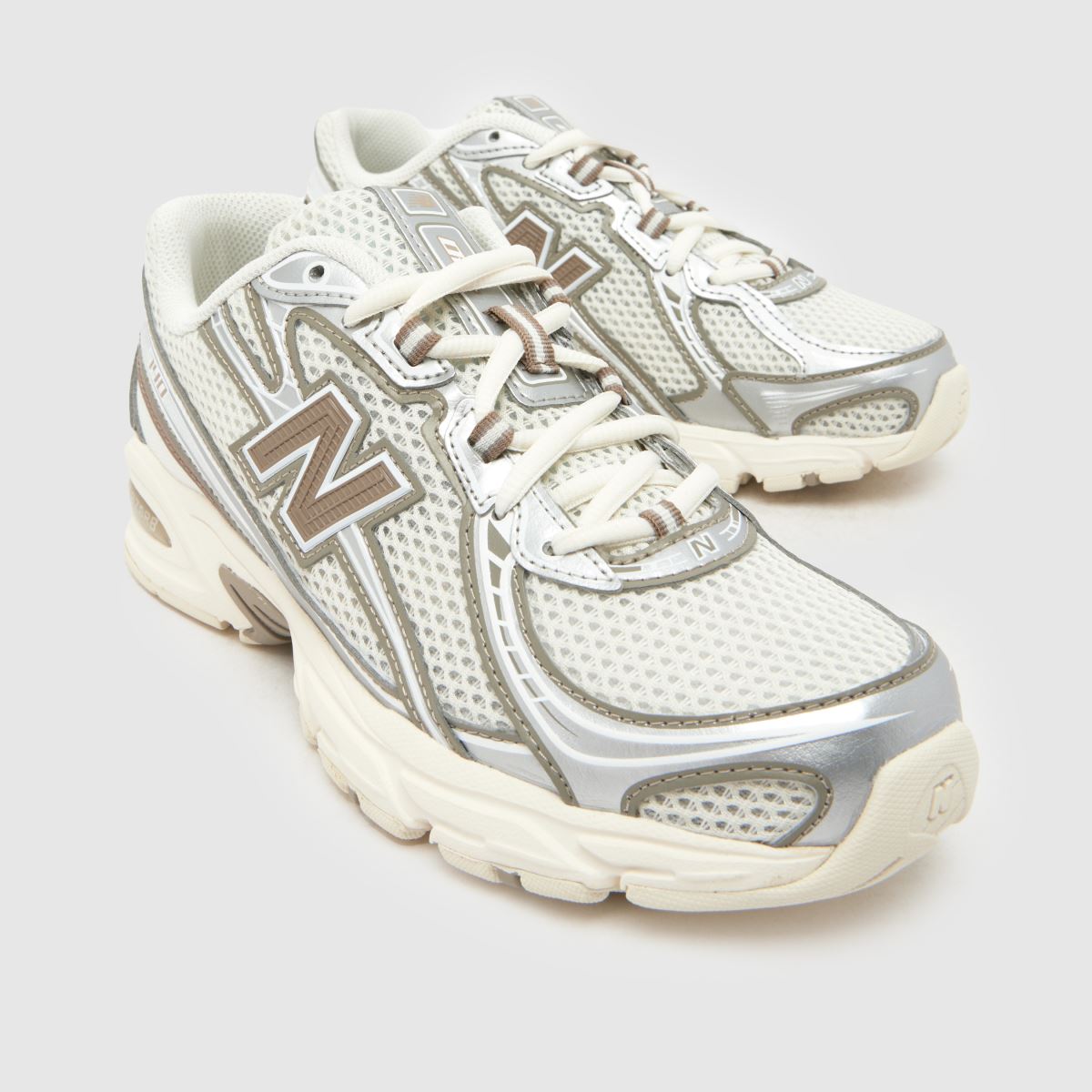New Balance 740 in Beige Multi New Balance 740 4