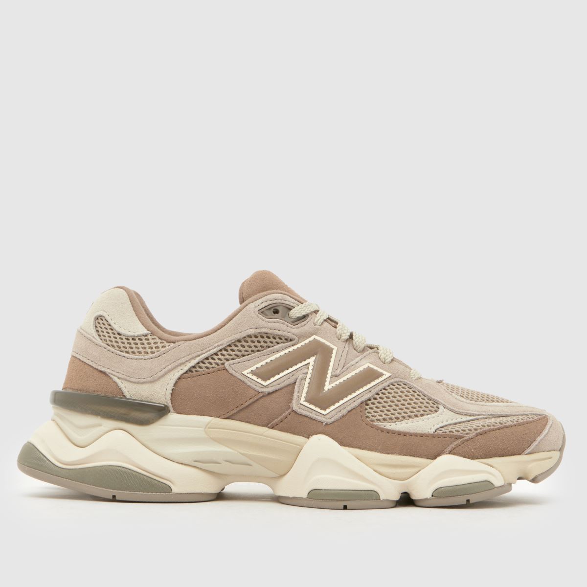 New Balance 9060 Trainers in Brown