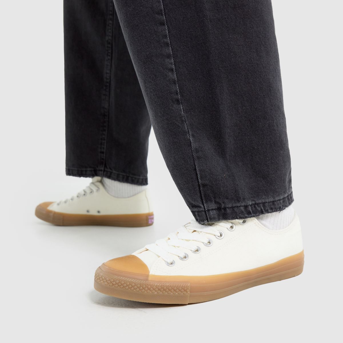 Converse All Star Tough Ox in Off-White Multi Converse All Star Tough Ox 8