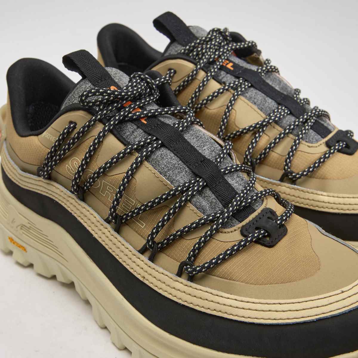 SOREL Callsign Horizon Low GTX in Tan SOREL Callsign Horizon Low GTX 4