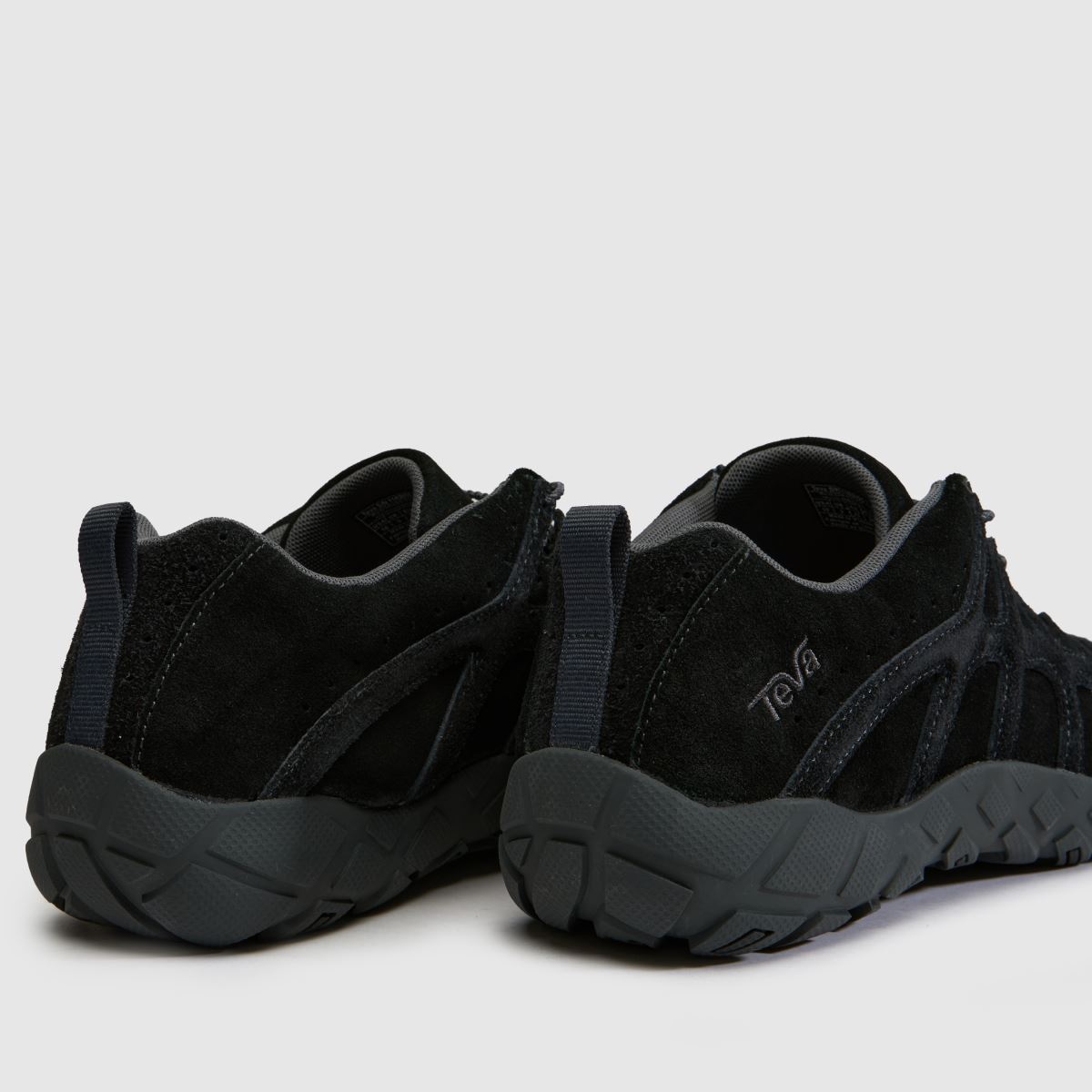 Teva Neogamma in Black Teva Neogamma 4