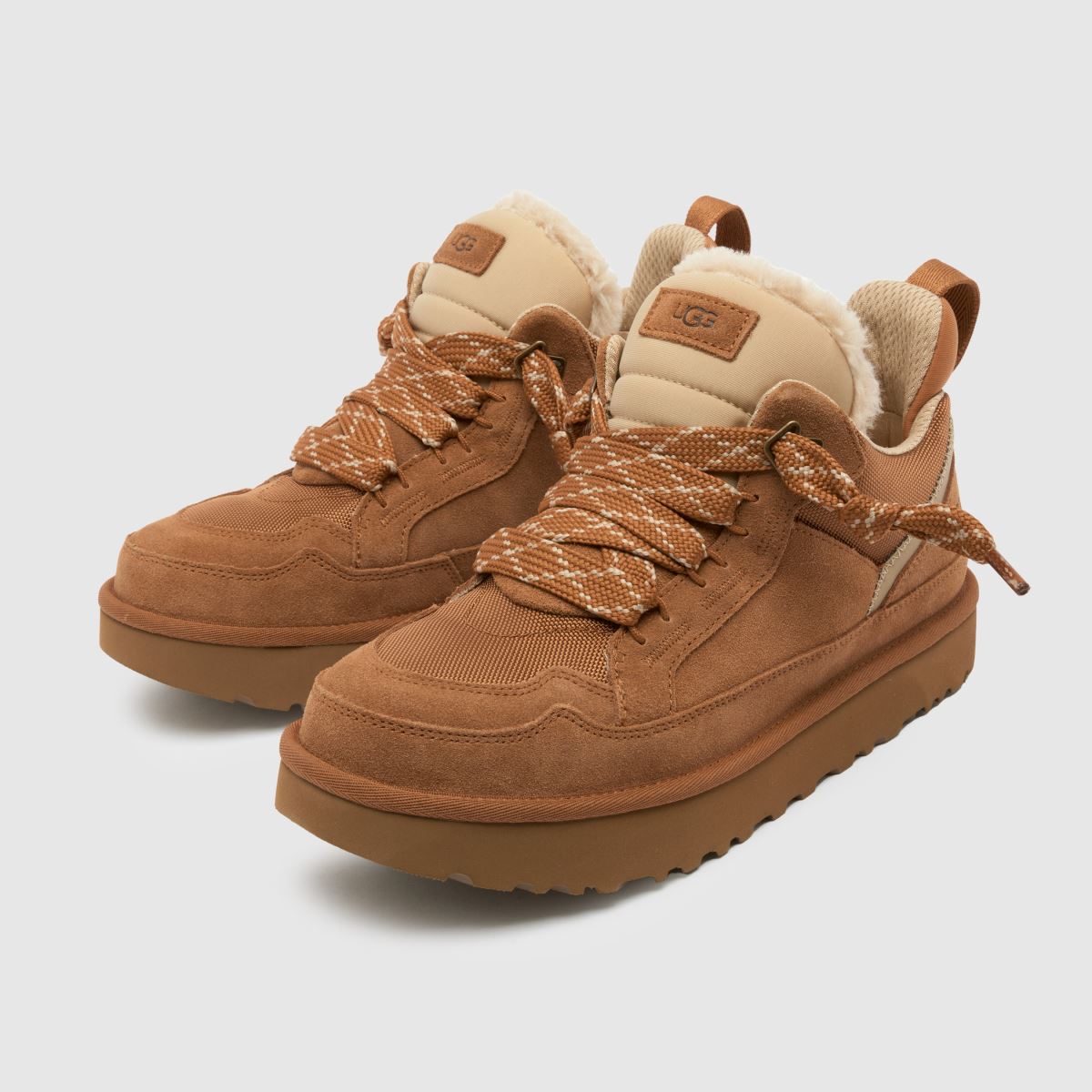 UGG Lowmel in Tan