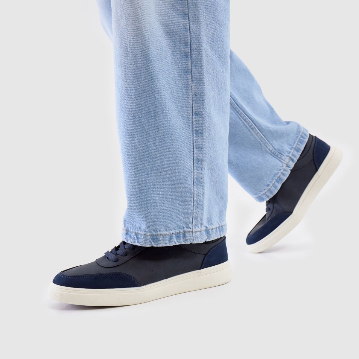 schuh Warrington Court in Navy schuh Warrington Court 8