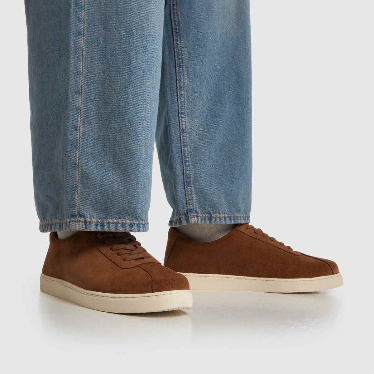 schuh Wilson Suede Slim Sole in Tan schuh Wilson Suede Slim Sole 8