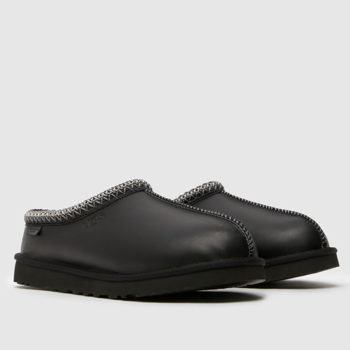 UGG Tasman in Black UGG Tasman 1