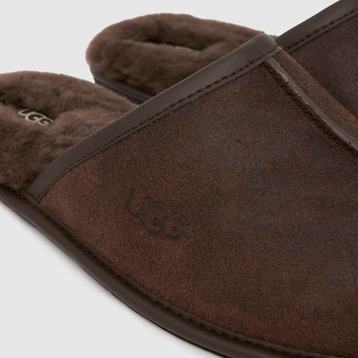 UGG Scuff Distressed in Dusted Cocoa UGG Scuff Distressed 4