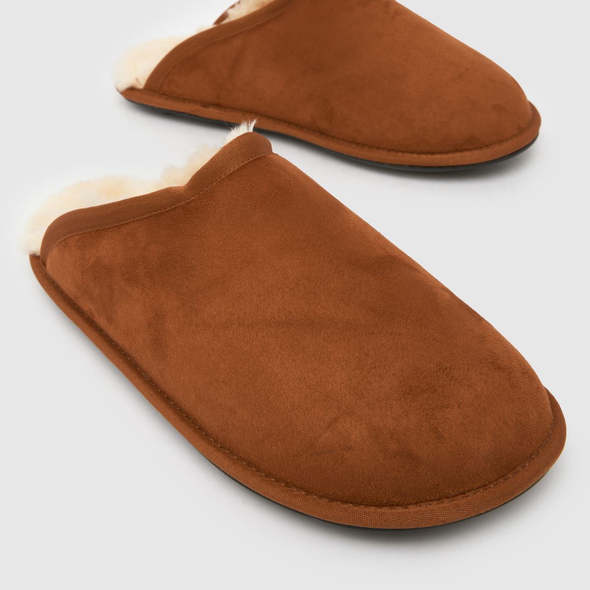 schuh Seth Closed Toe in Tan schuh Seth Closed Toe 4