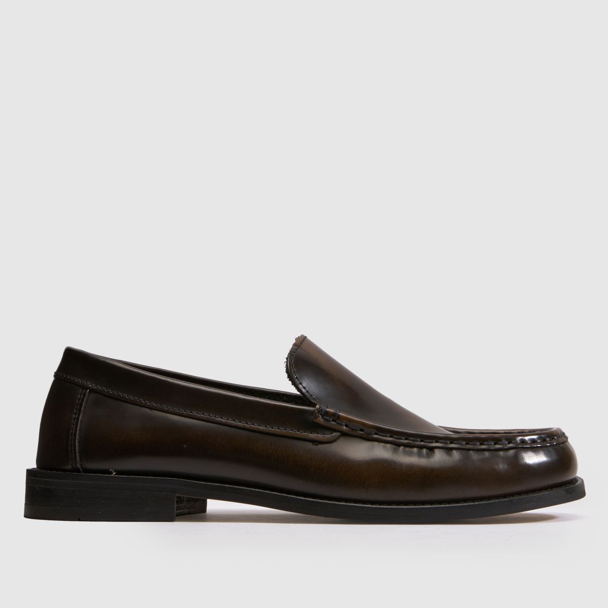 schuh Randal Leather Loafer in Brown schuh Randal Leather Loafer