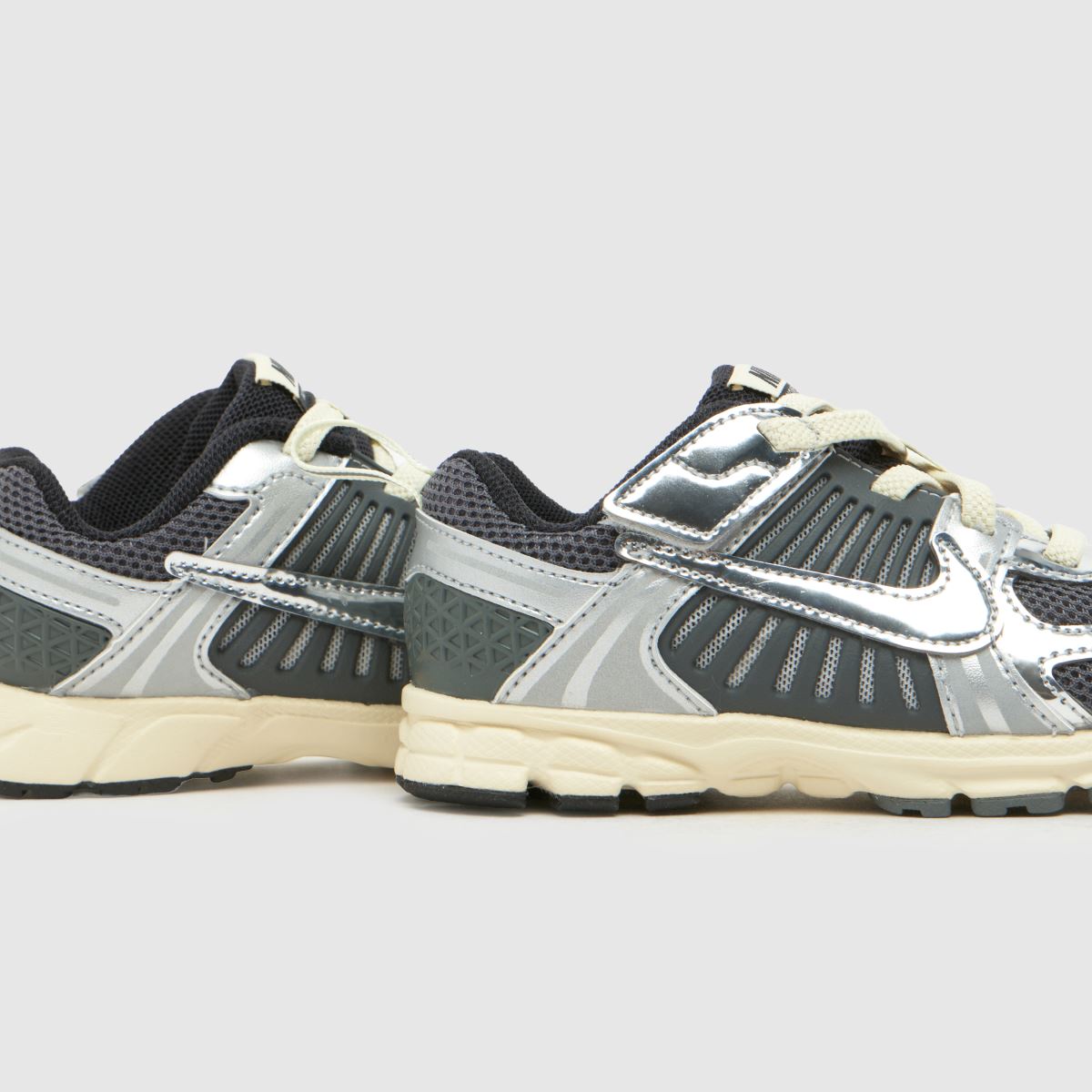 Kinder Nike Grau Vomero 5 Sneaker Nike Vomero 5 4