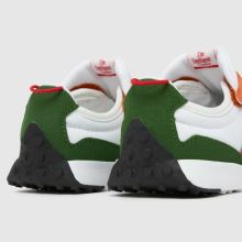 New Balance 327,4 of 4