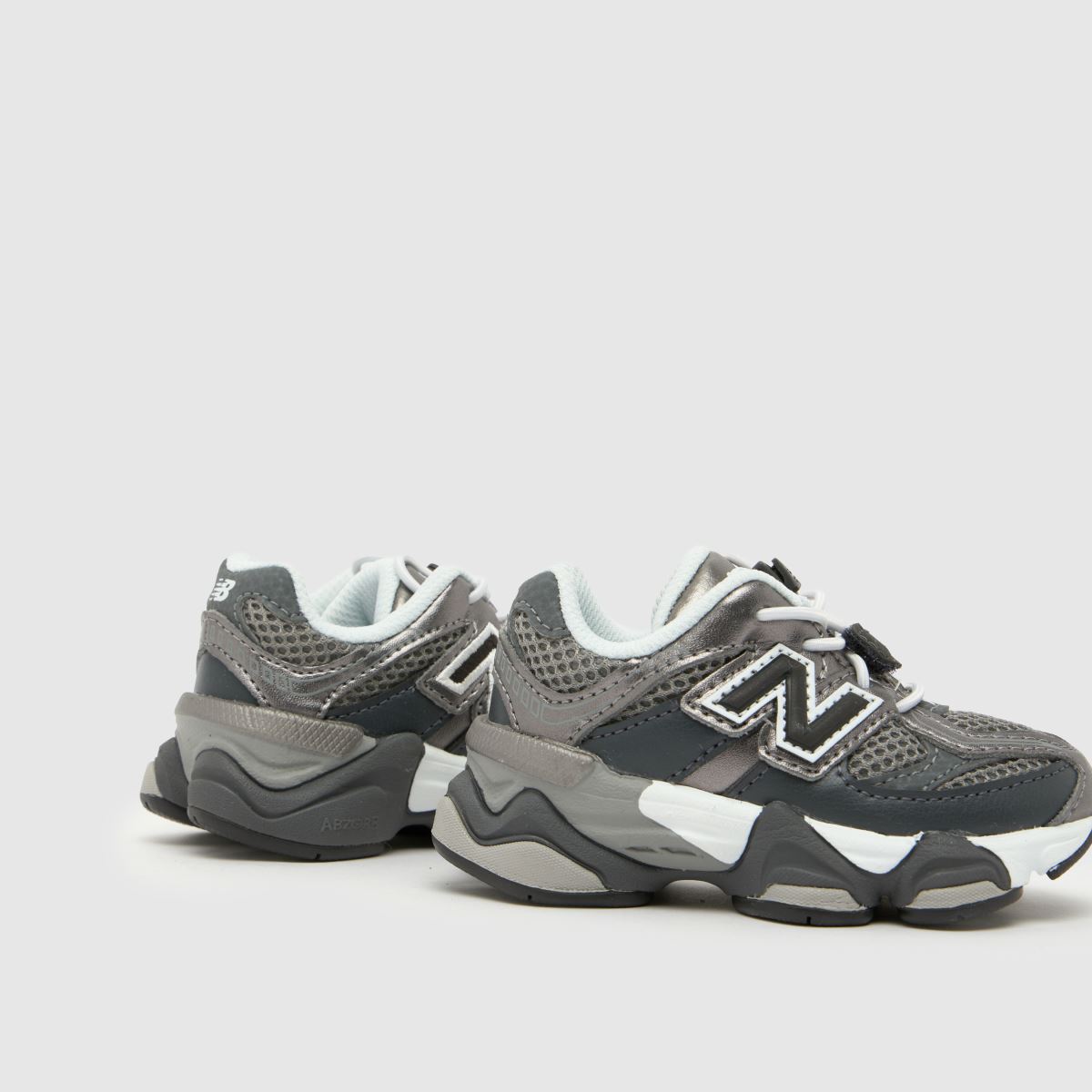 New Balance 9060 Boys Toddler in Black Multi New Balance 9060 7