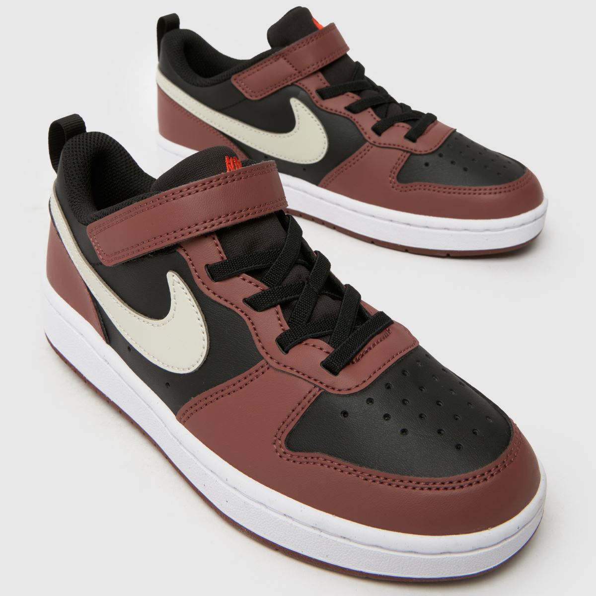 Nike Court Borough Low Boys Junior in Multi Nike Court Borough Low 4