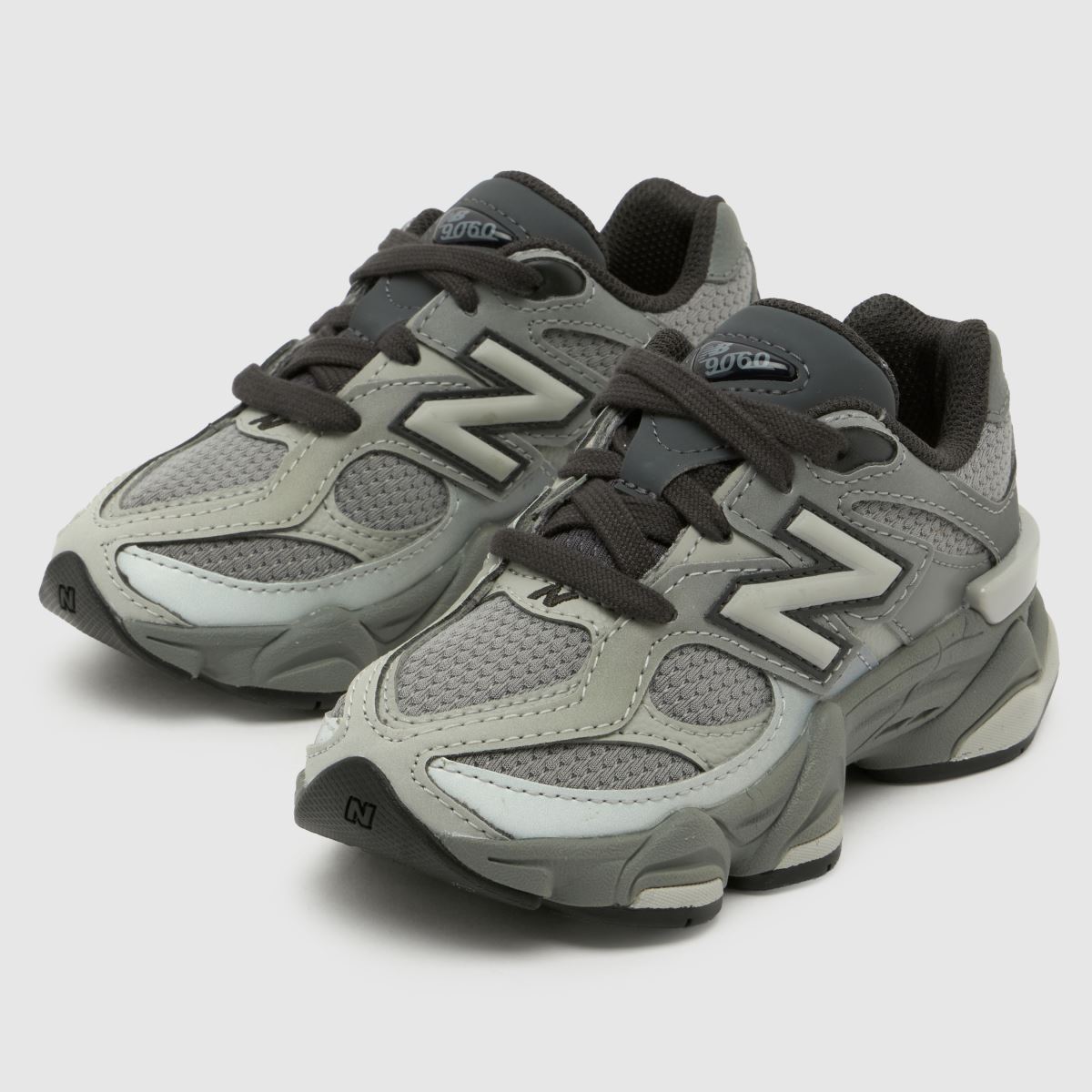 New Balance 9060 Boys Junior in Grey New Balance 9060 4