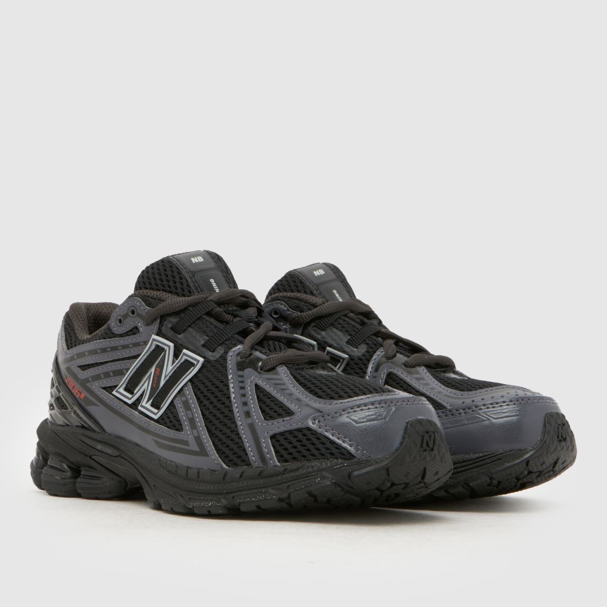 New Balance 1906 Boys Junior in Black New Balance 1906 1