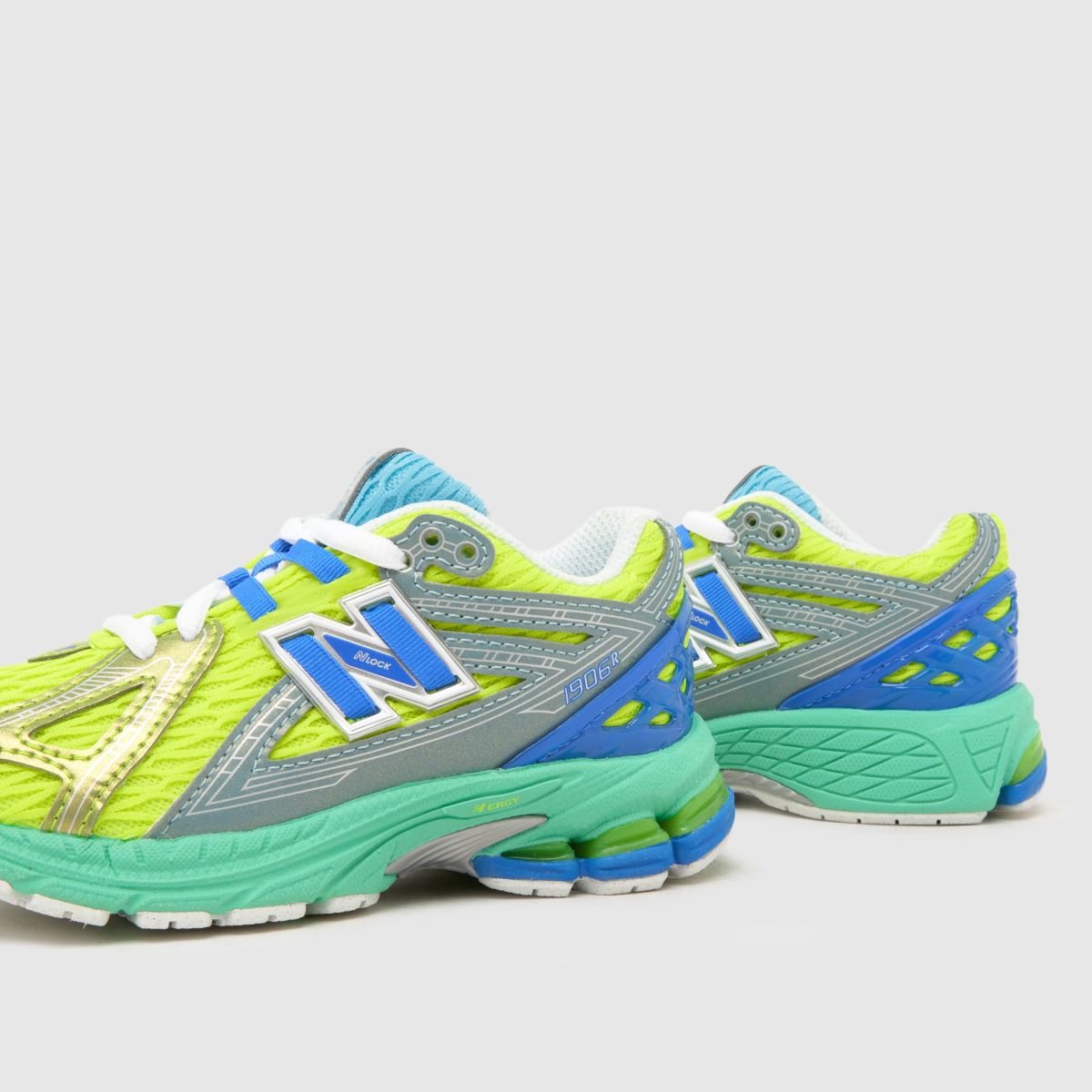 New Balance 1906 Boys Junior in Multi New Balance 1906 7
