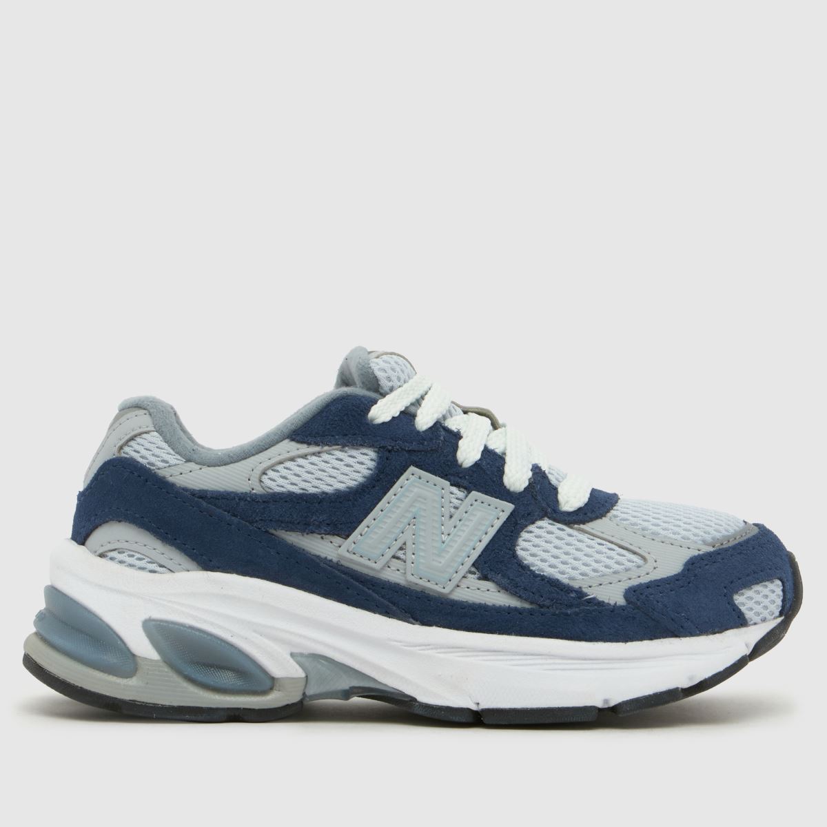 New Balance 2010 Boys Junior in Grey & Navy New Balance 2010