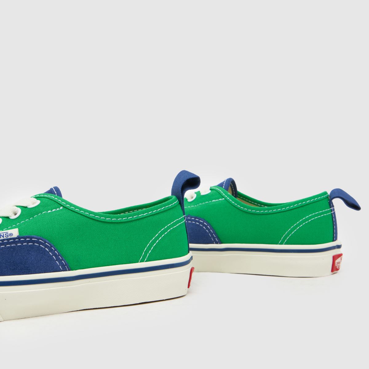 Vans Authentic Boys Junior in Green Multi Vans Authentic 7