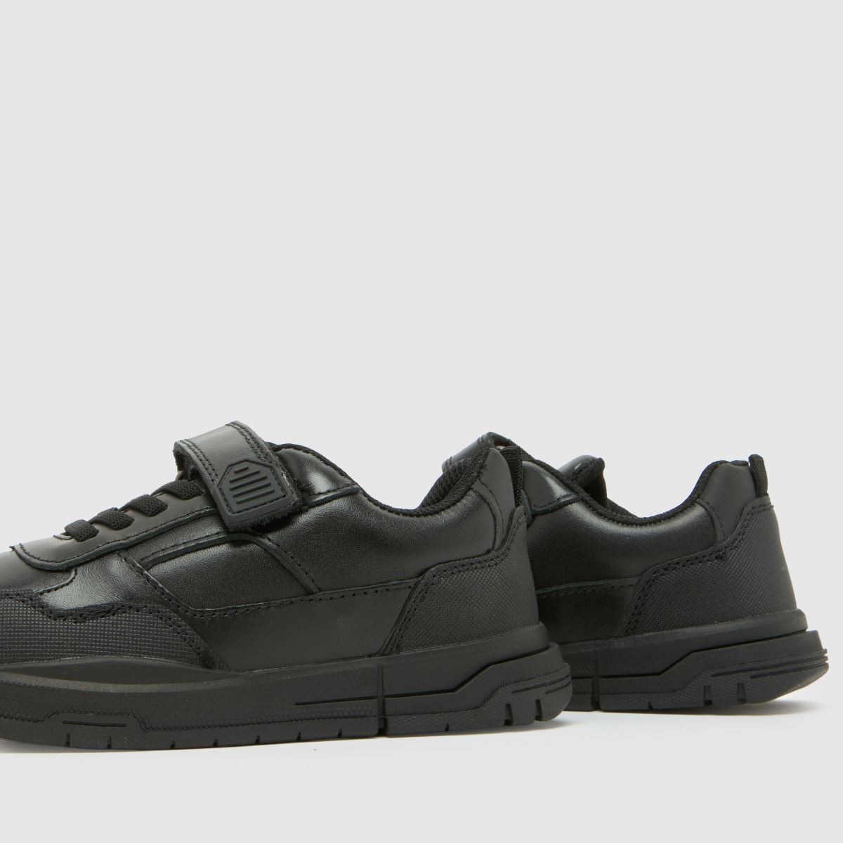 schuh Mountain Leather Boys Junior in Black schuh Mountain Leather 4