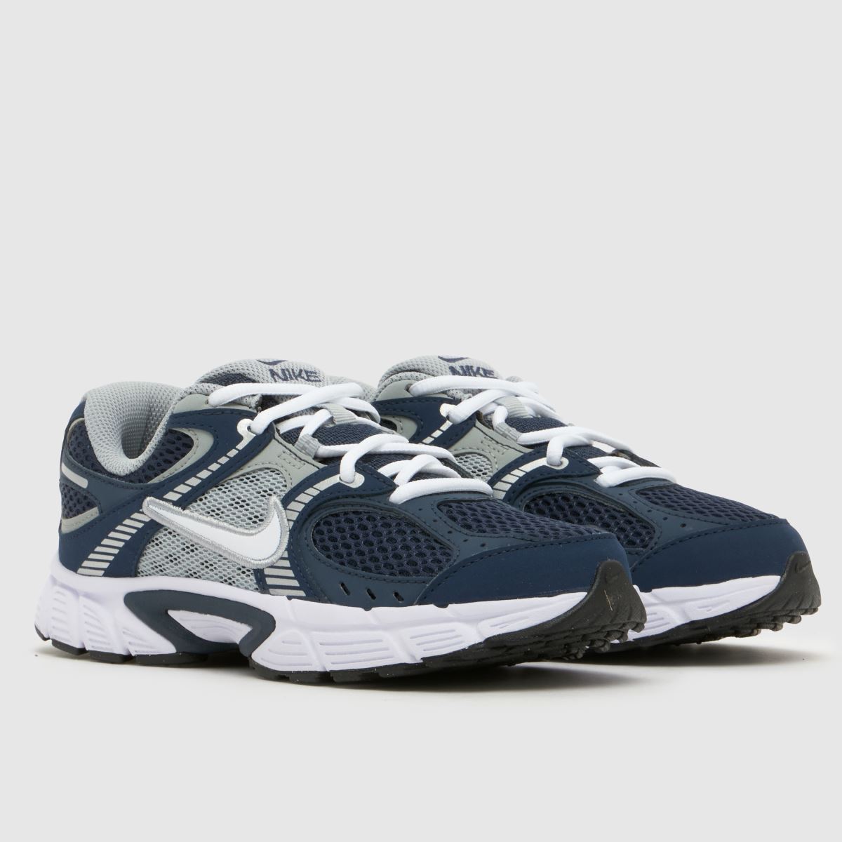 Nike V5 RNR Boys Youth in Navy & White Nike V5 RNR 1