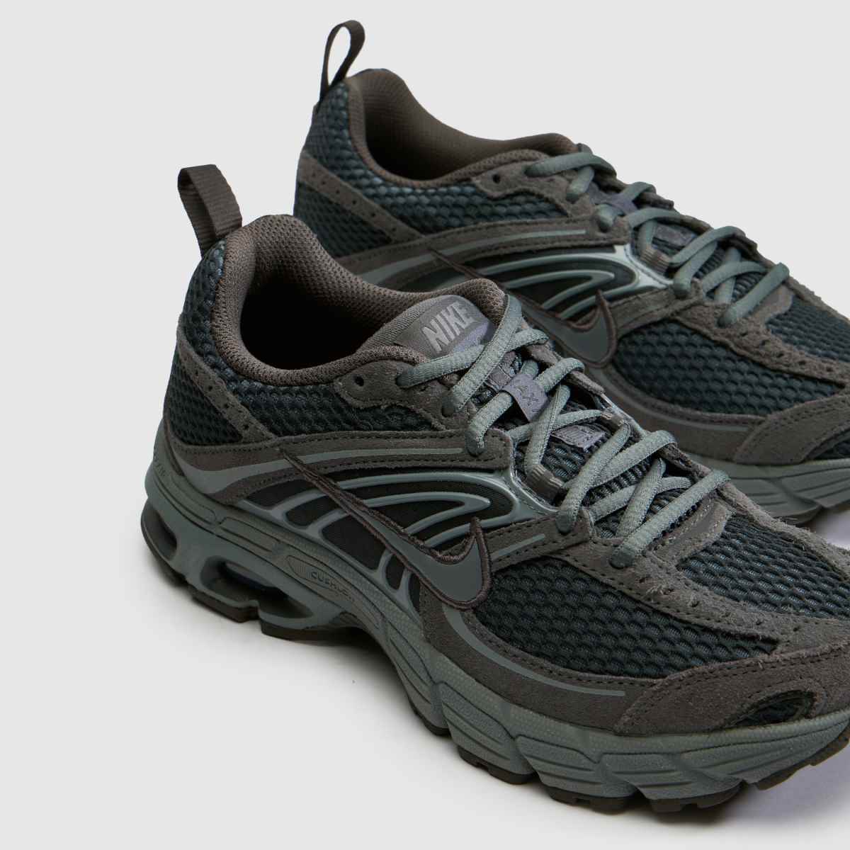 Nike Air Max Moto 2K Boys Youth in Grey Nike Air Max Moto 2K 7