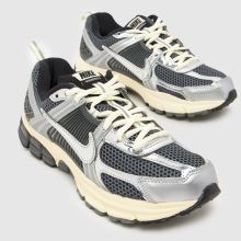 Nike Vomero 5 Boys Youth in Grey Nike Vomero 5,3 of 4