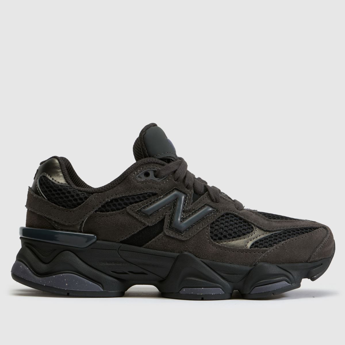 New Balance 9060 Boys Youth in Black & Grey New Balance 9060