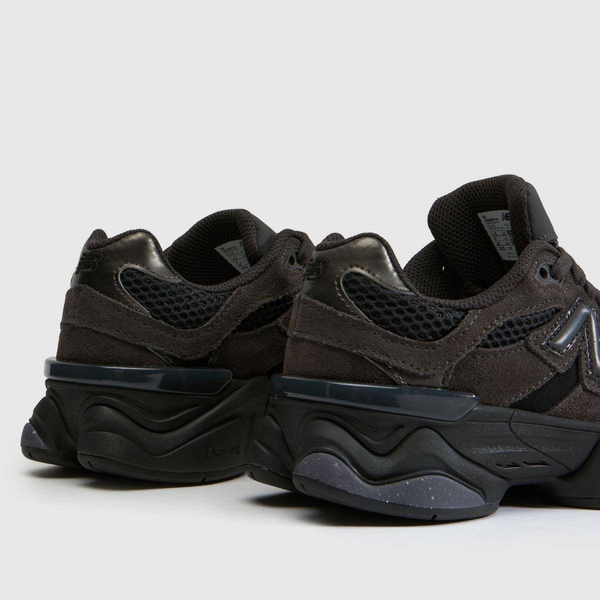 New Balance 9060 Boys Youth in Black & Grey New Balance 9060 7