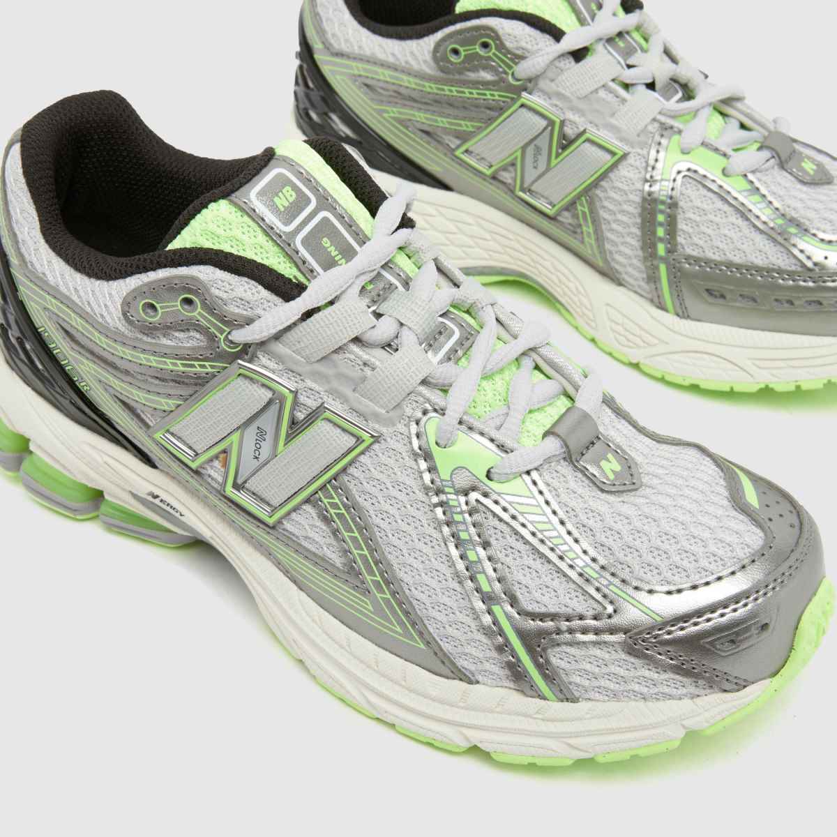 New Balance 1906 Boys Youth in Light Grey New Balance 1906 4