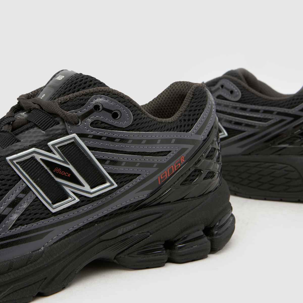 New Balance 1906 Boys Youth in Black New Balance 1906 7