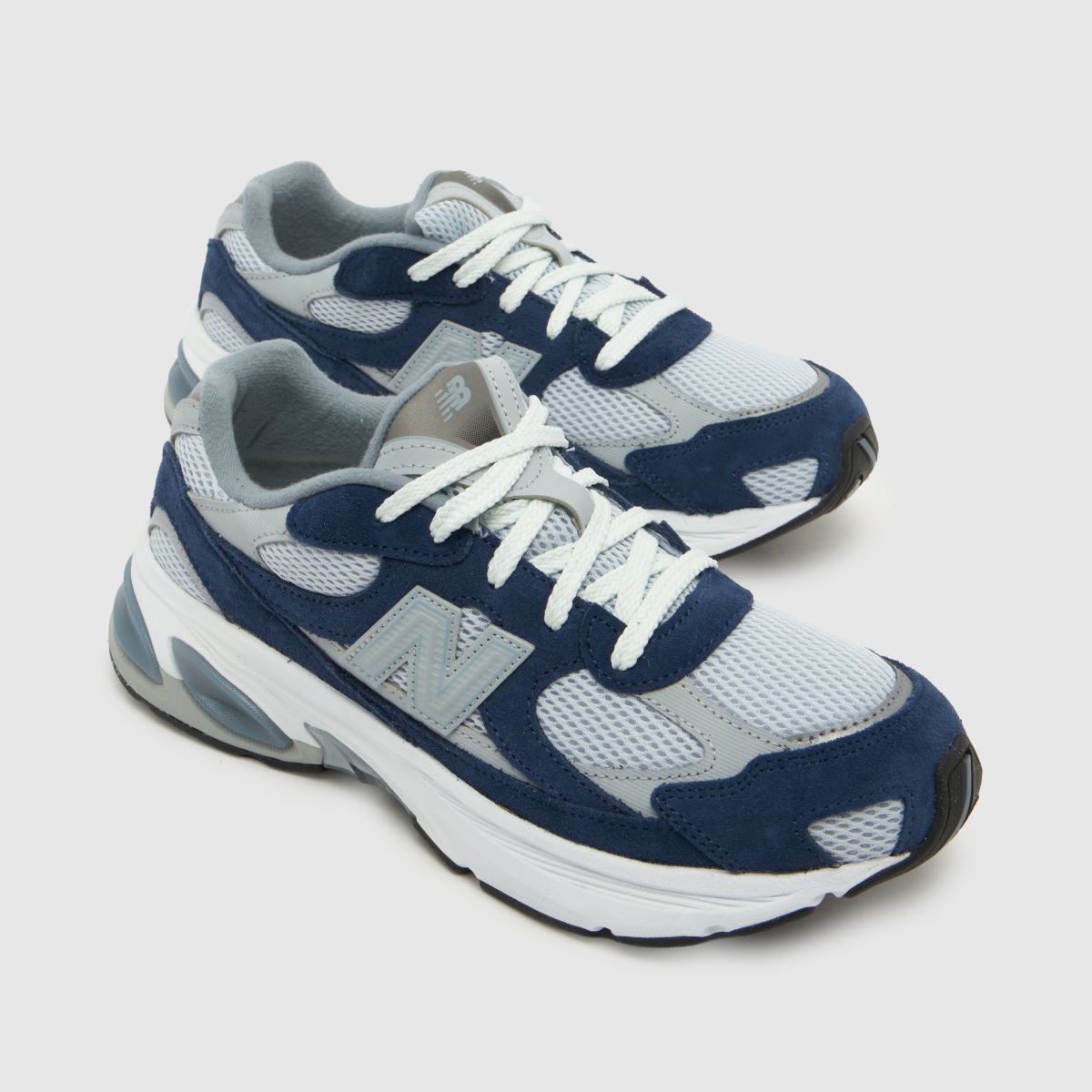 New Balance 2010 Boys Youth in Grey & Navy New Balance 2010 4