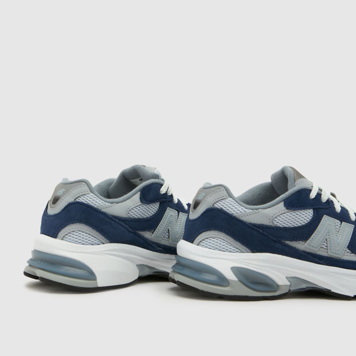 New Balance 2010 Boys Youth in Grey & Navy New Balance 2010 7