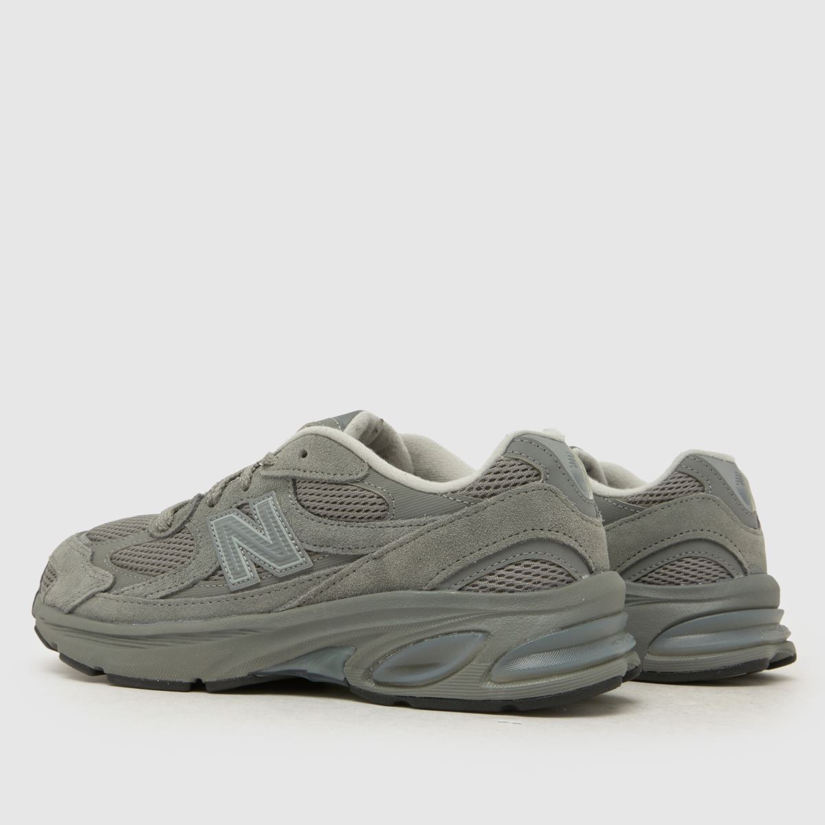 New Balance 2010 Boys Youth in Grey New Balance 2010 7