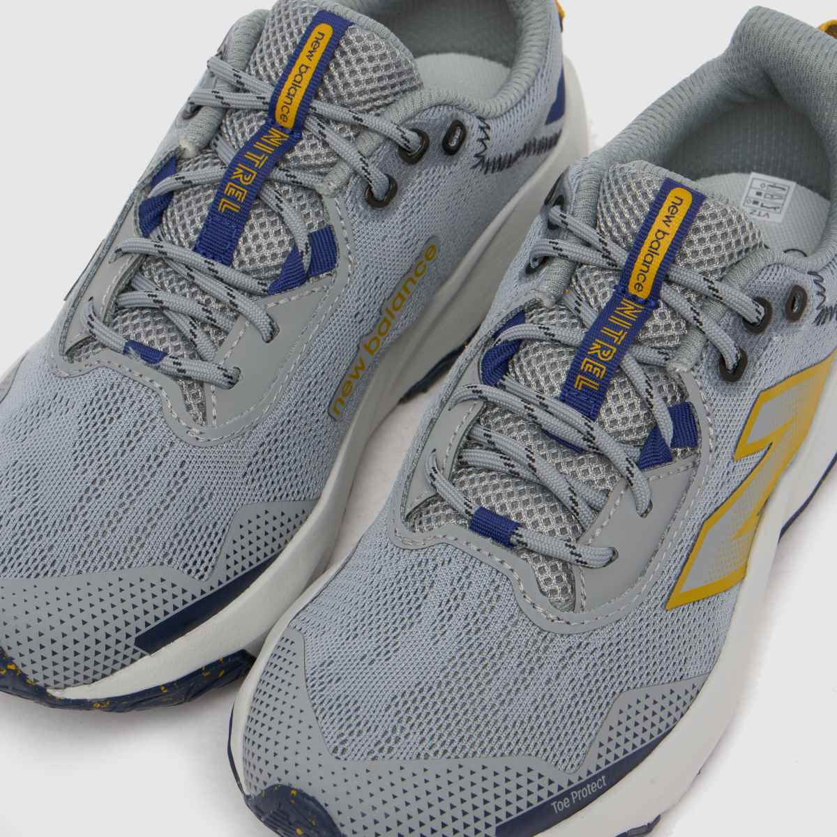 New Balance DynaSoft Nitrel V6 Boys Youth in Grey New Balance DynaSoft Nitrel V6 7