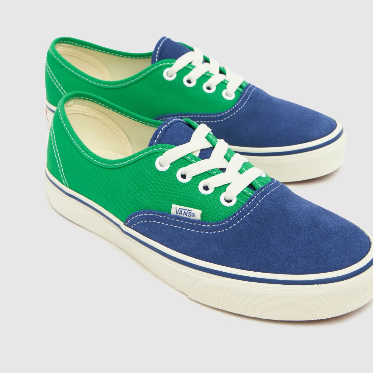 Vans Authentic Boys Youth in Green Multi Vans Authentic 4