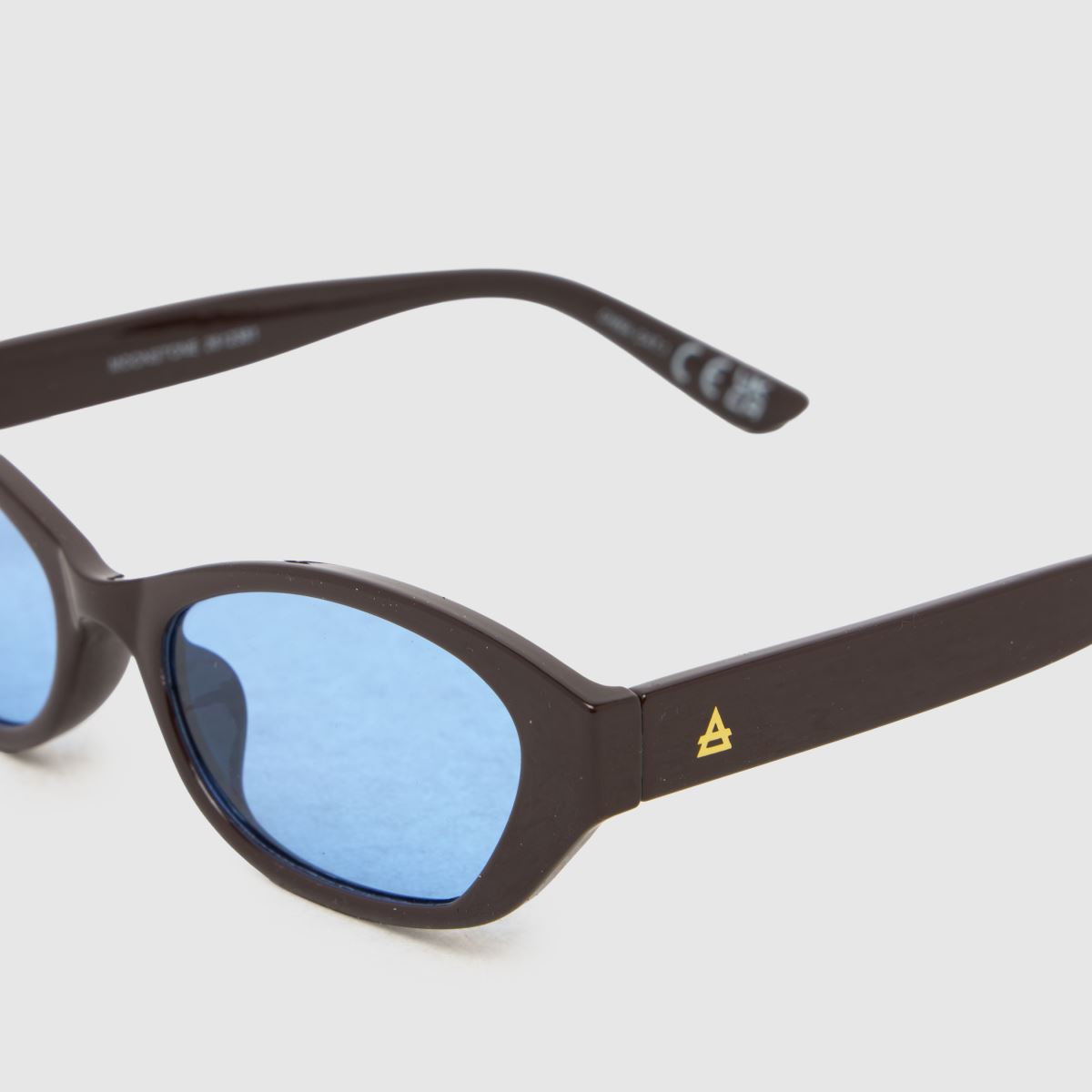 AIRE Moonstone Sunglasses in Dark Brown AIRE Moonstone Sunglasses 4