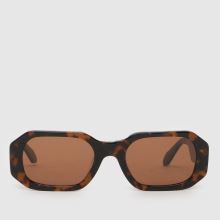Quay Hyped Up Sunglasses,2 of 4